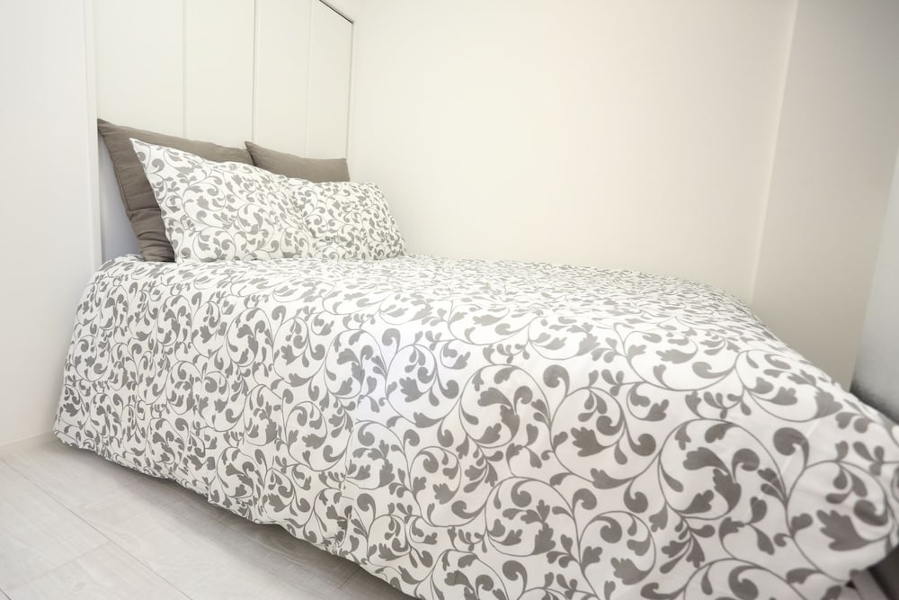 DESIGNER PENTHOUSE NANBA EAST 大阪
