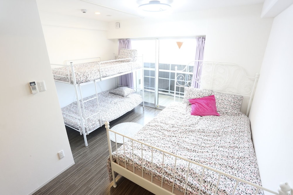 DESIGNER PENTHOUSE NANBA EAST 大阪