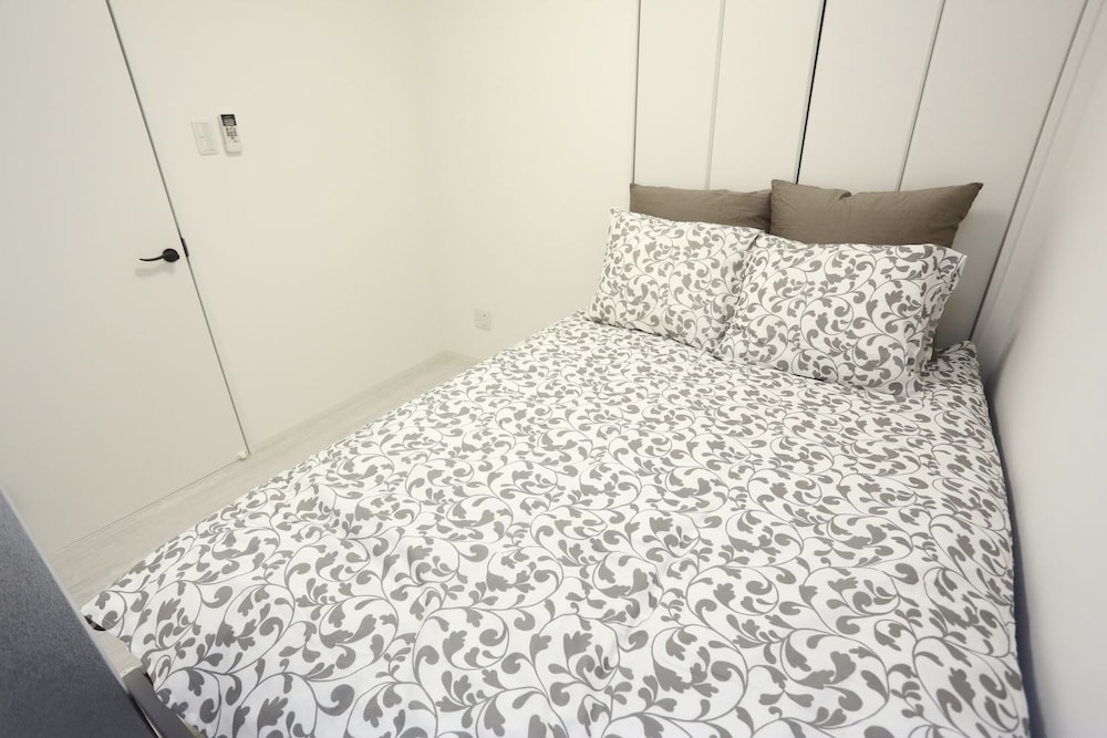 DESIGNER PENTHOUSE NANBA EAST 大阪