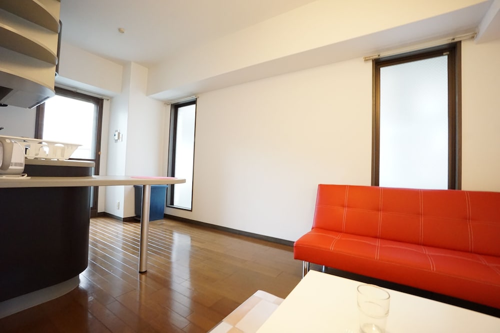 TERRY'S APARTMENT SHINSAIBASHI EAST I G05F 大阪