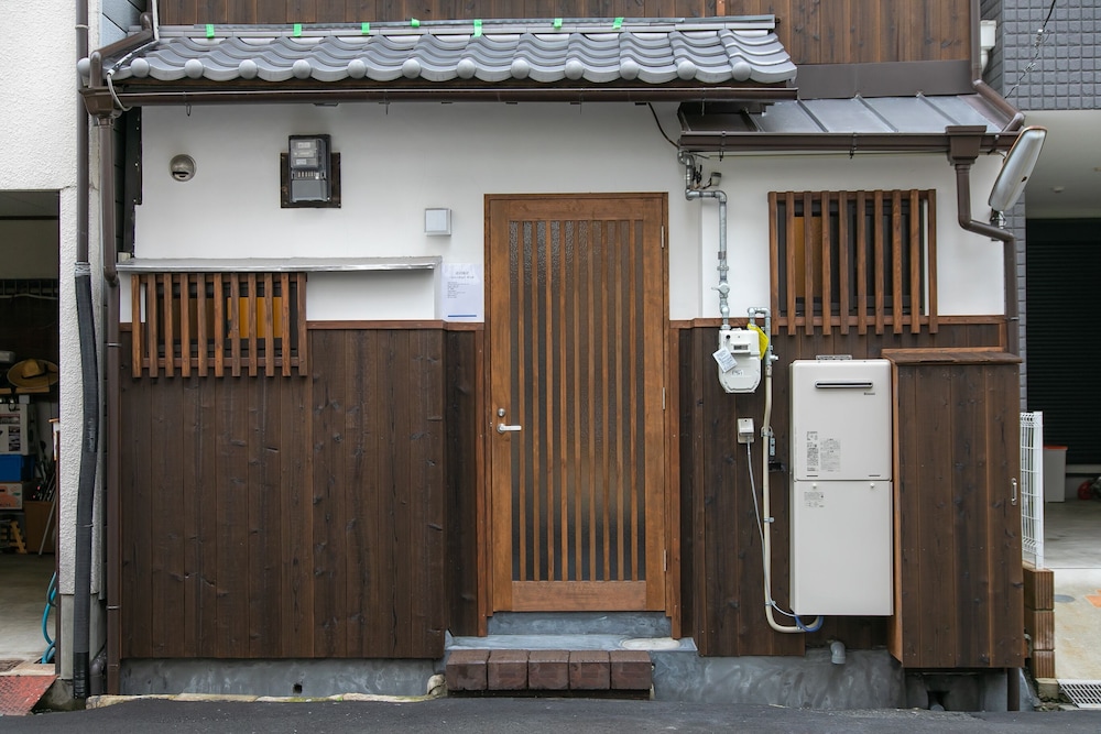 CASA GRAPP NISHIKUJO 大阪