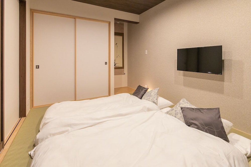CASA GRAPP NISHIKUJO 大阪