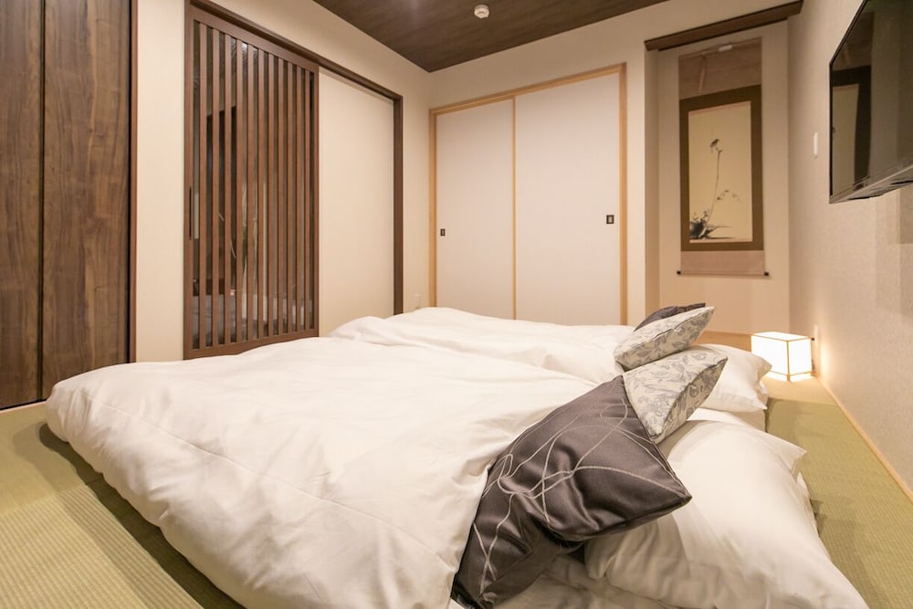 CASA GRAPP NISHIKUJO 大阪
