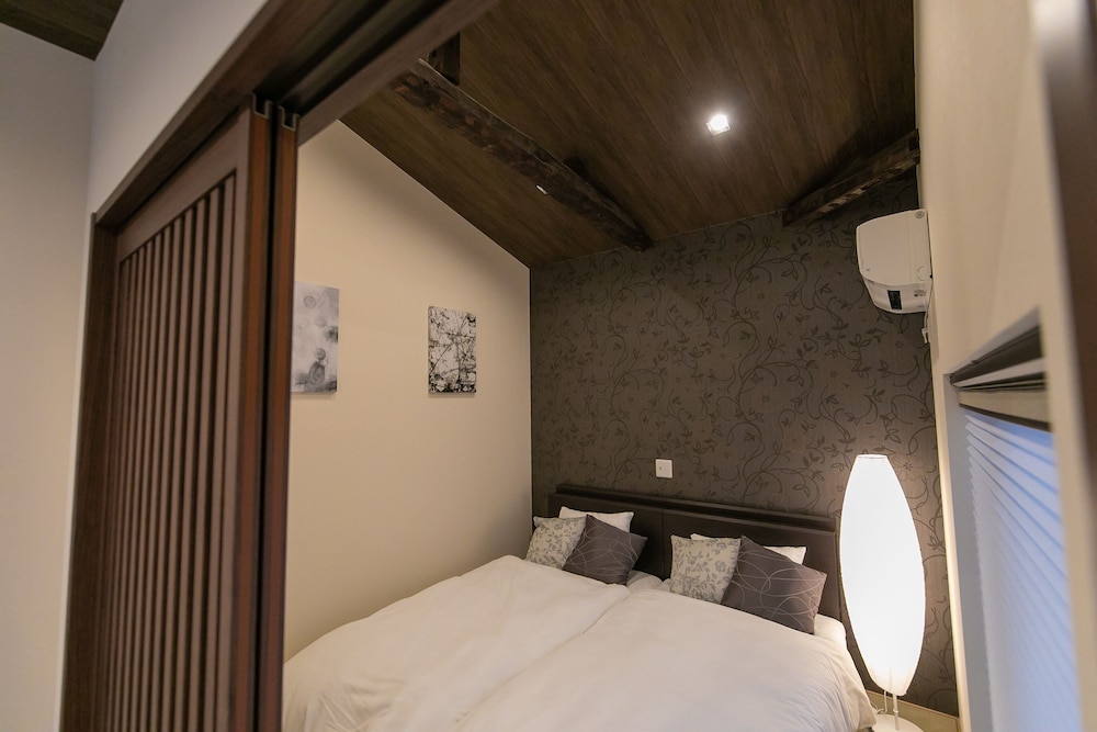 CASA GRAPP NISHIKUJO 大阪