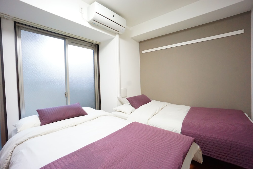 TERRY'S APARTMENT NAMBA WEST I E03D 大阪