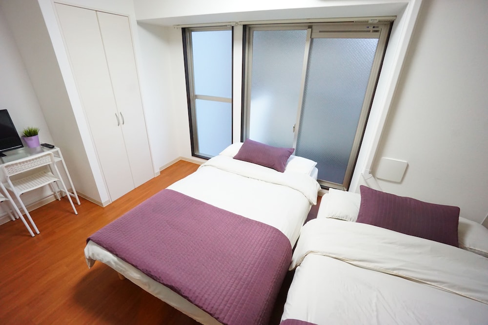 TERRY'S APARTMENT NAMBA WEST I E03D 大阪