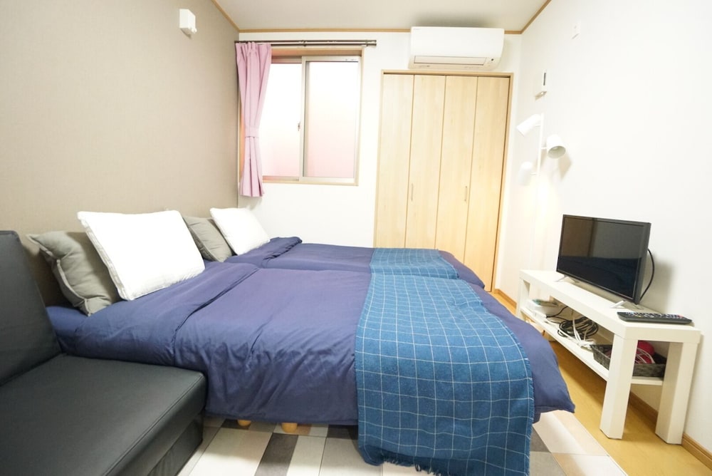TERRY'S APARTMENT NAMBA SOUTH V C02F 大阪