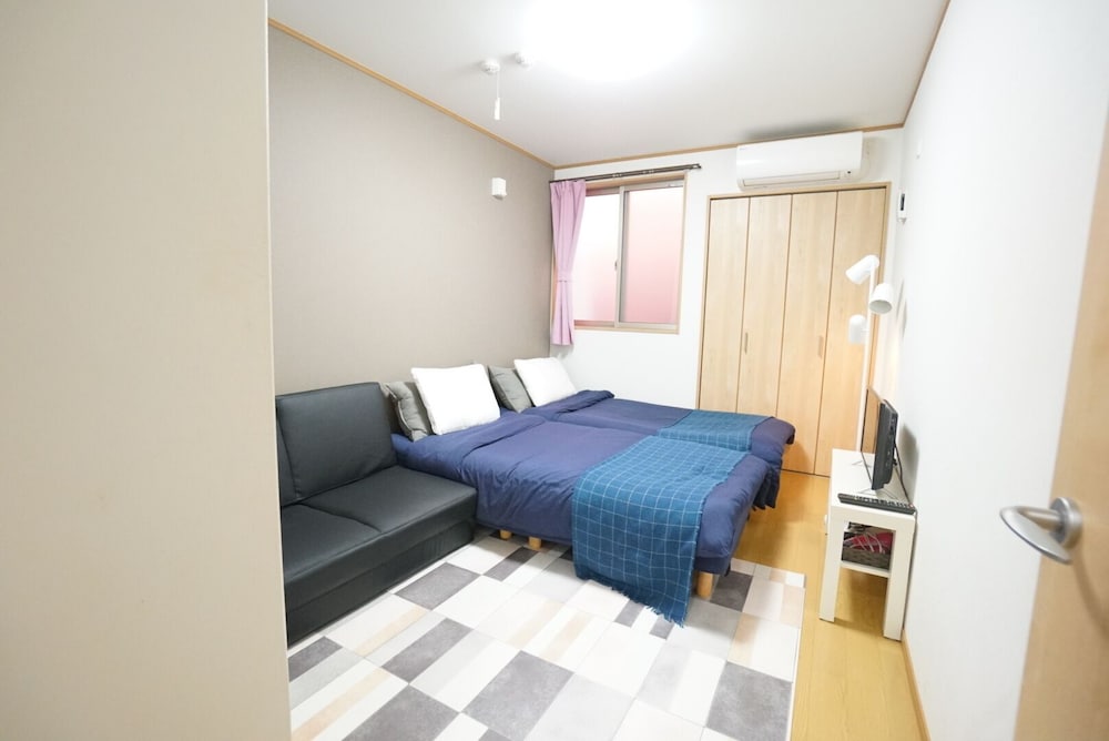 TERRY'S APARTMENT NAMBA SOUTH V C02F 大阪