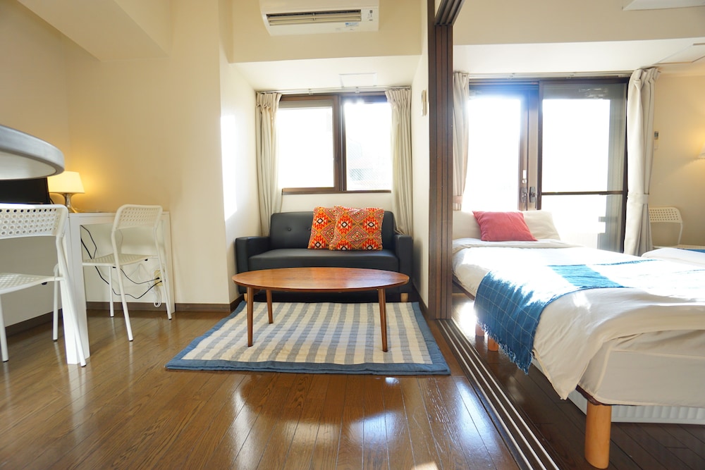 TERRY'S APARTMENT SHINSAIBASHI EAST I G04B 大阪