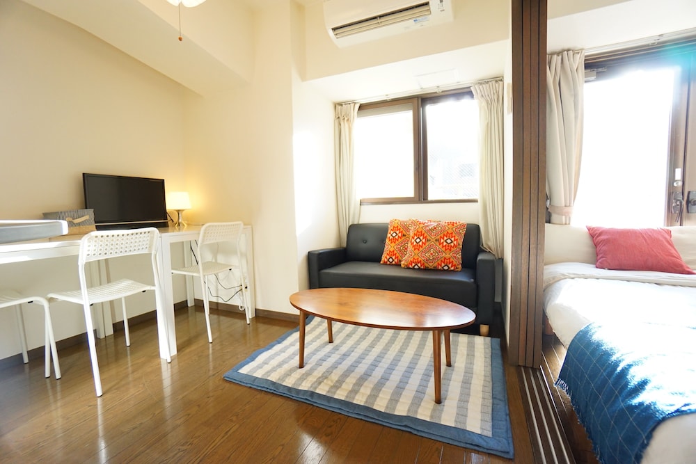 TERRY'S APARTMENT SHINSAIBASHI EAST I G04B 大阪