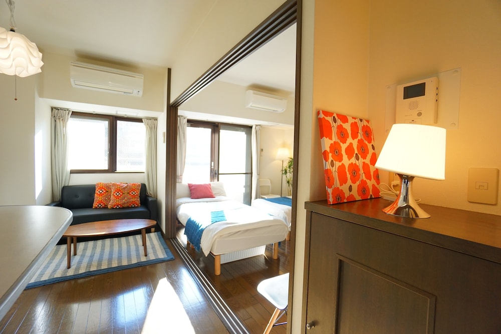 TERRY'S APARTMENT SHINSAIBASHI EAST I G04B 大阪