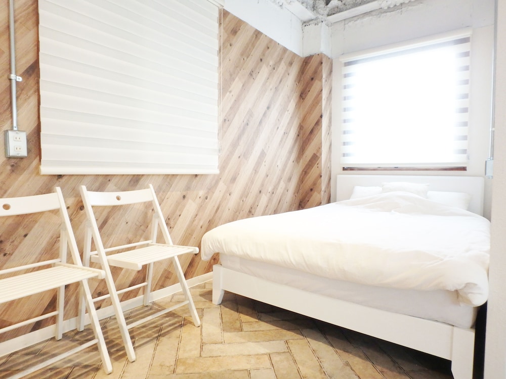 DESIGNERS HOTEL U-HOUSE 大阪