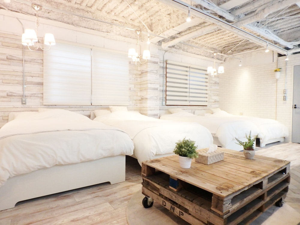 DESIGNERS HOTEL U-HOUSE 大阪