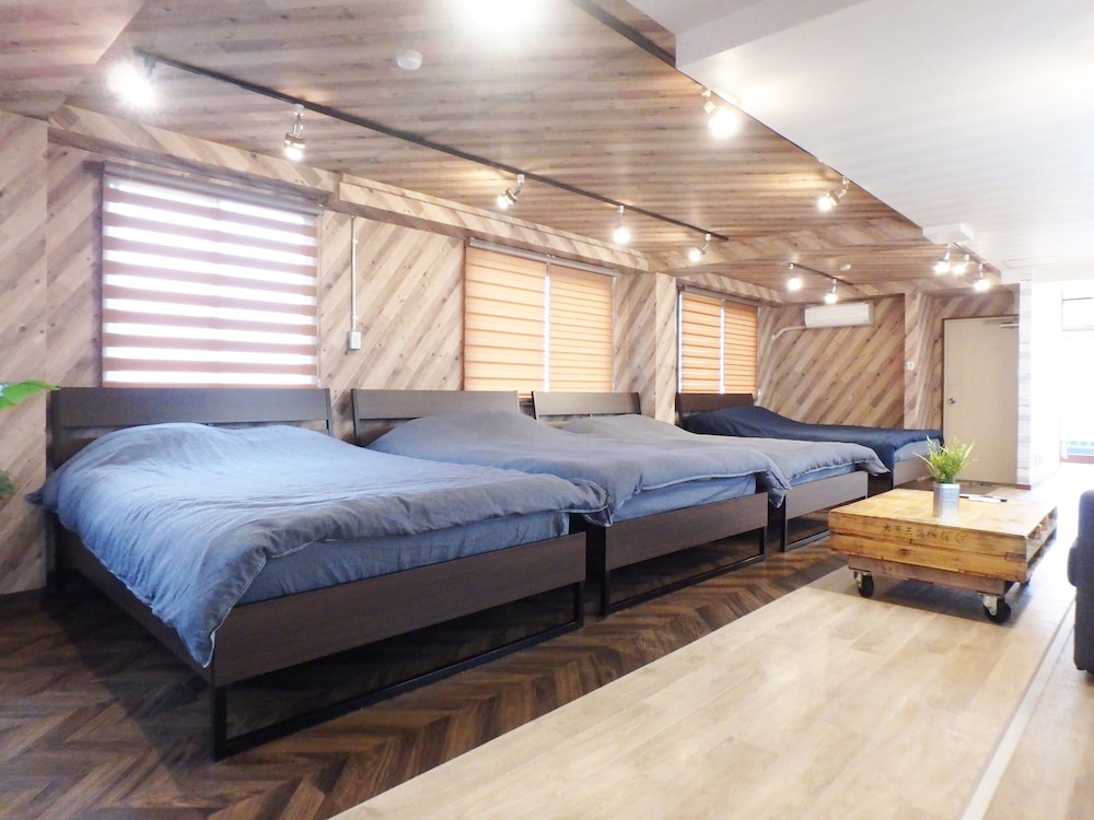DESIGNERS HOTEL U-HOUSE 大阪