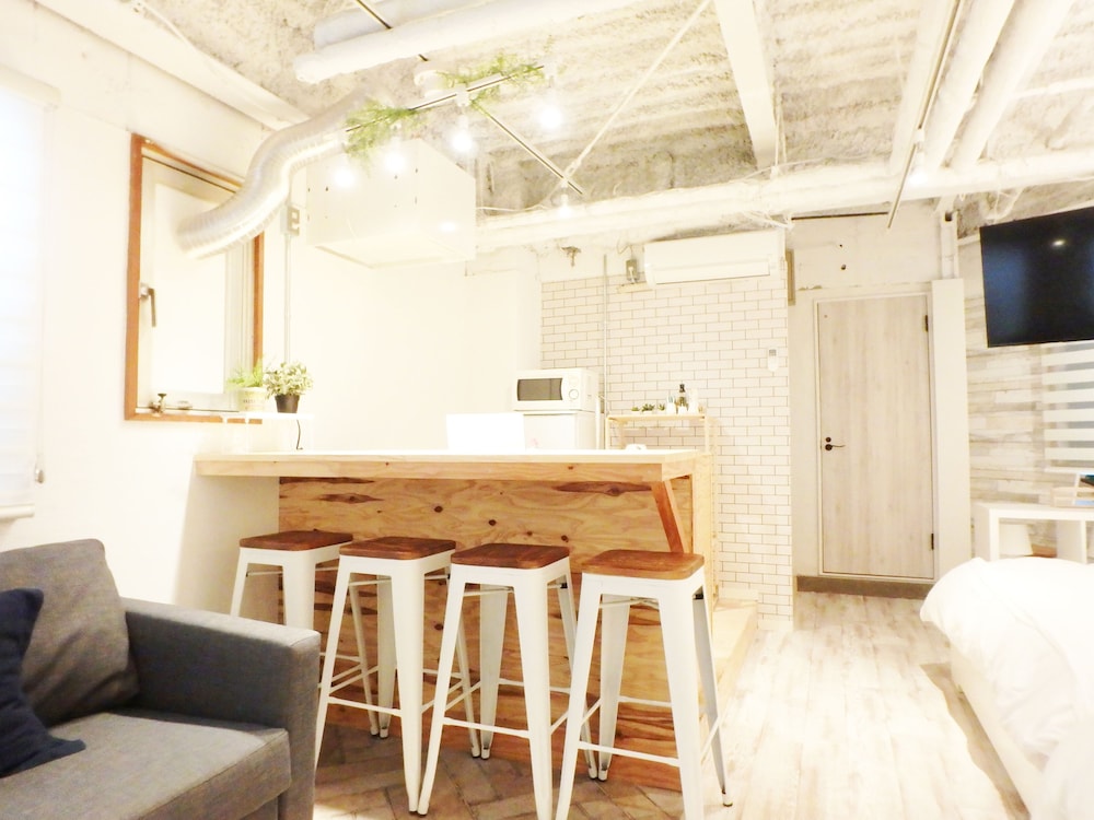 DESIGNERS HOTEL U-HOUSE 大阪