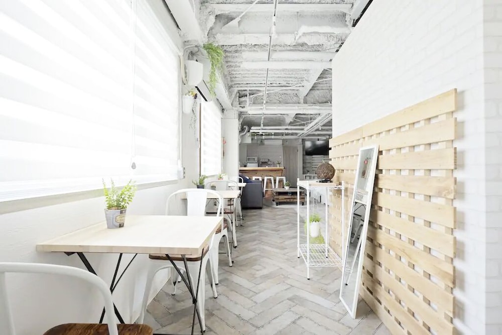 DESIGNERS HOTEL U-HOUSE 大阪