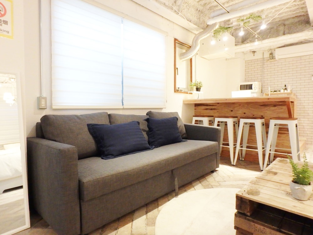 DESIGNERS HOTEL U-HOUSE 大阪