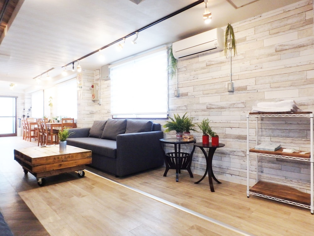 DESIGNERS HOTEL U-HOUSE 大阪