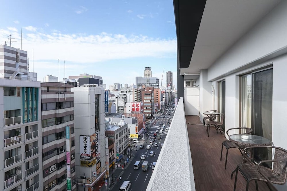 クリスタル エグゼ日本橋 ST23 大阪