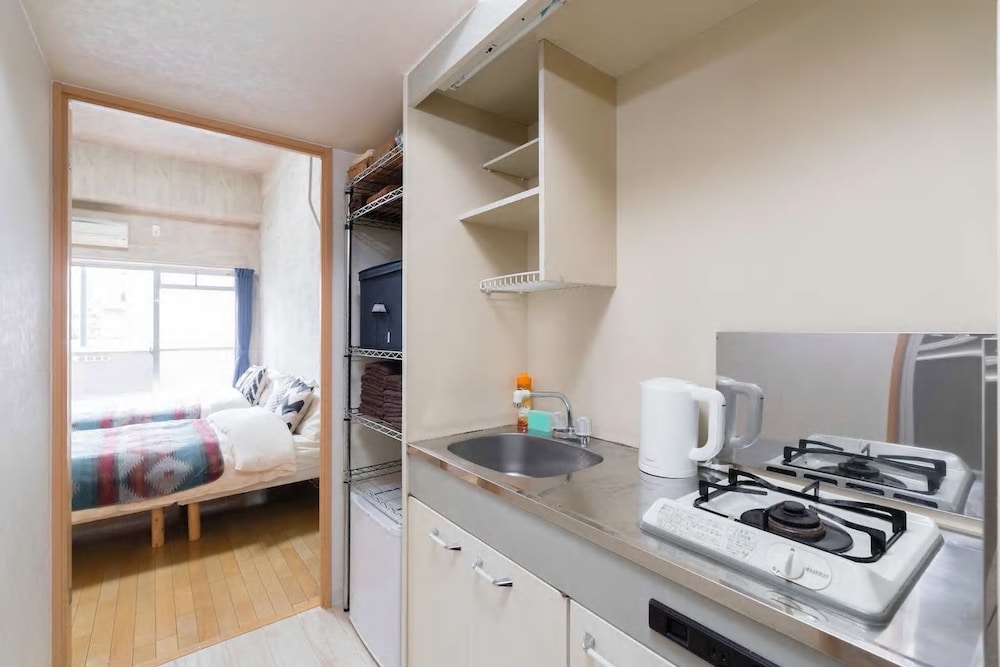 TERRY'S APARTMENT NAMBA SOUTH I V04A 大阪