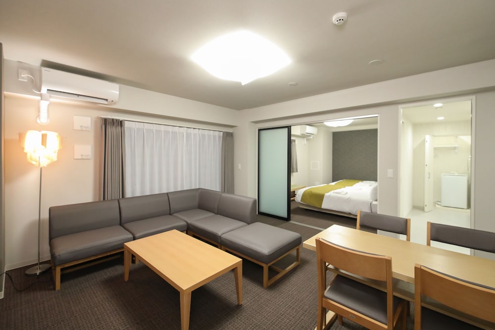 TAKUTO STAY OSAKA HOMMACHI WEST 大阪