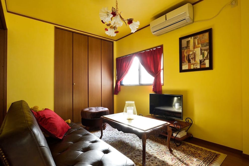PRIVATE HOUSE ST8 大阪