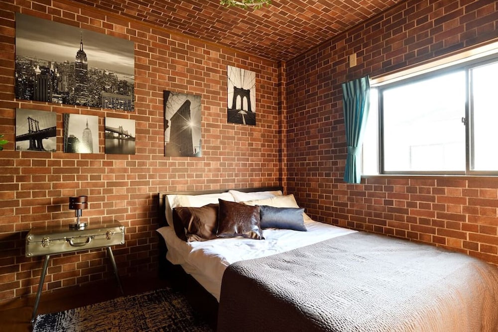 PRIVATE HOUSE ST8 大阪