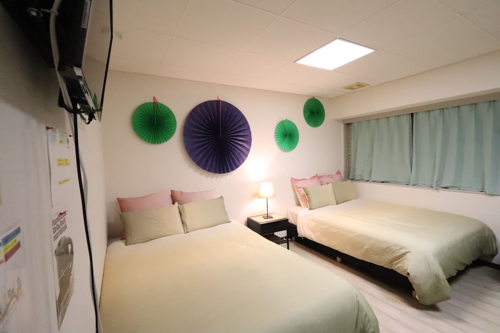 RESIDENCE OSAKA NIPPONBASHI 大阪