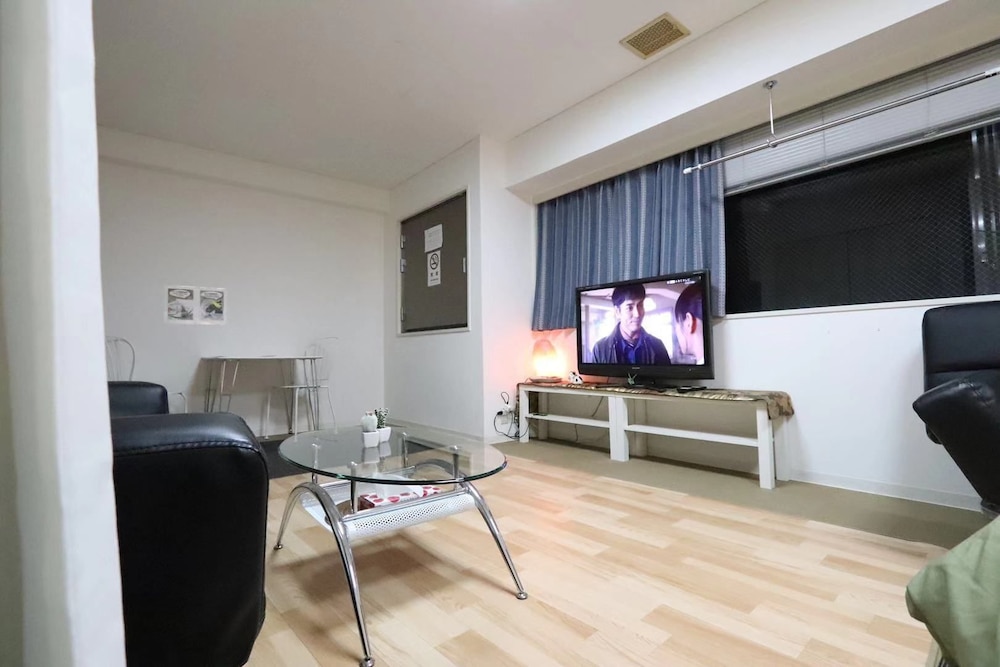 RESIDENCE OSAKA NIPPONBASHI 大阪