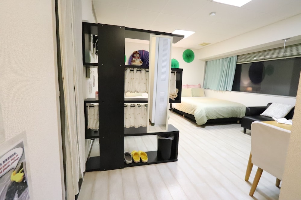 RESIDENCE OSAKA NIPPONBASHI 大阪