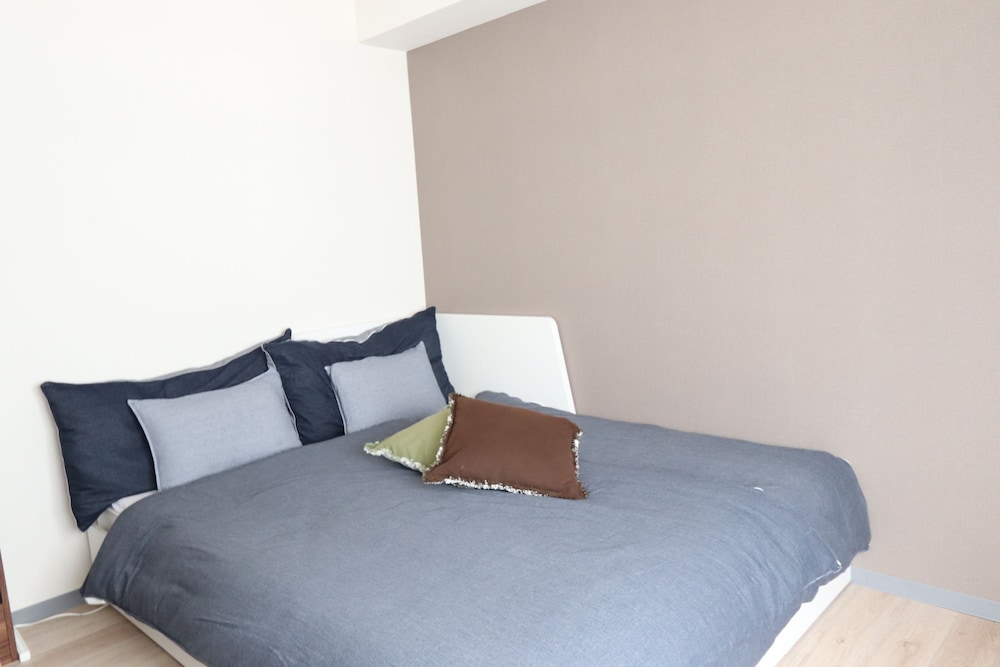 RESIDENCE OSAKA NIPPONBASHI 大阪