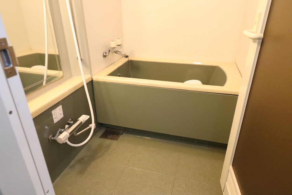RESIDENCE OSAKA NIPPONBASHI 大阪
