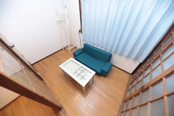 BRICK HOUSE NEAR OSAKA CASTLE 217-1 大阪