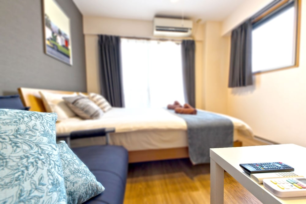COZY & EASY STAY APT NAMBA SOUTH WEST 大阪