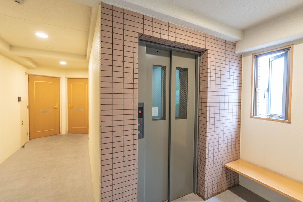 COZY & EASY STAY APT NAMBA SOUTH WEST 大阪