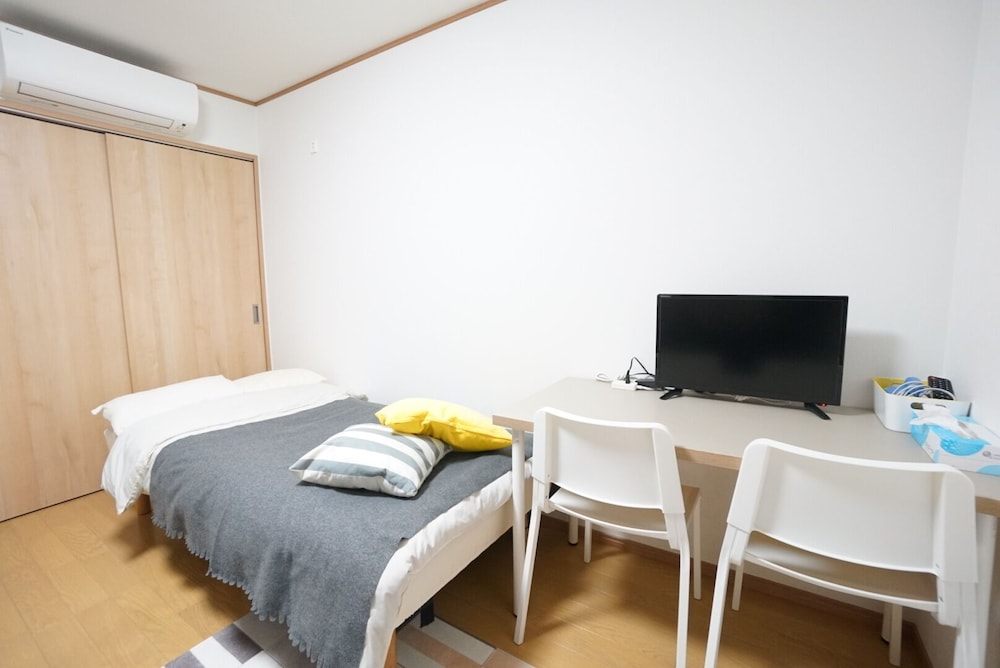 TERRY'S APARTMENT NAMBA SOUTH V C02B 大阪
