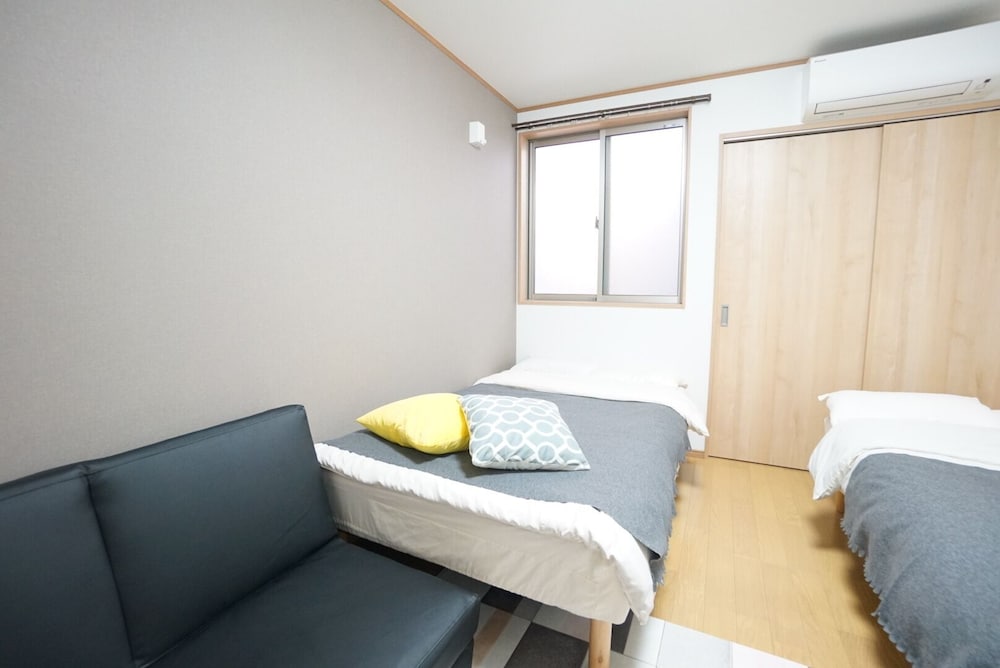 TERRY'S APARTMENT NAMBA SOUTH V C02B 大阪