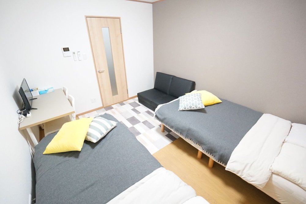TERRY'S APARTMENT NAMBA SOUTH V C02B 大阪