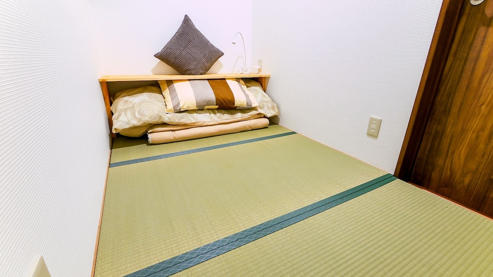 73BNB HOUSE IN CHIYOZAKI 大阪