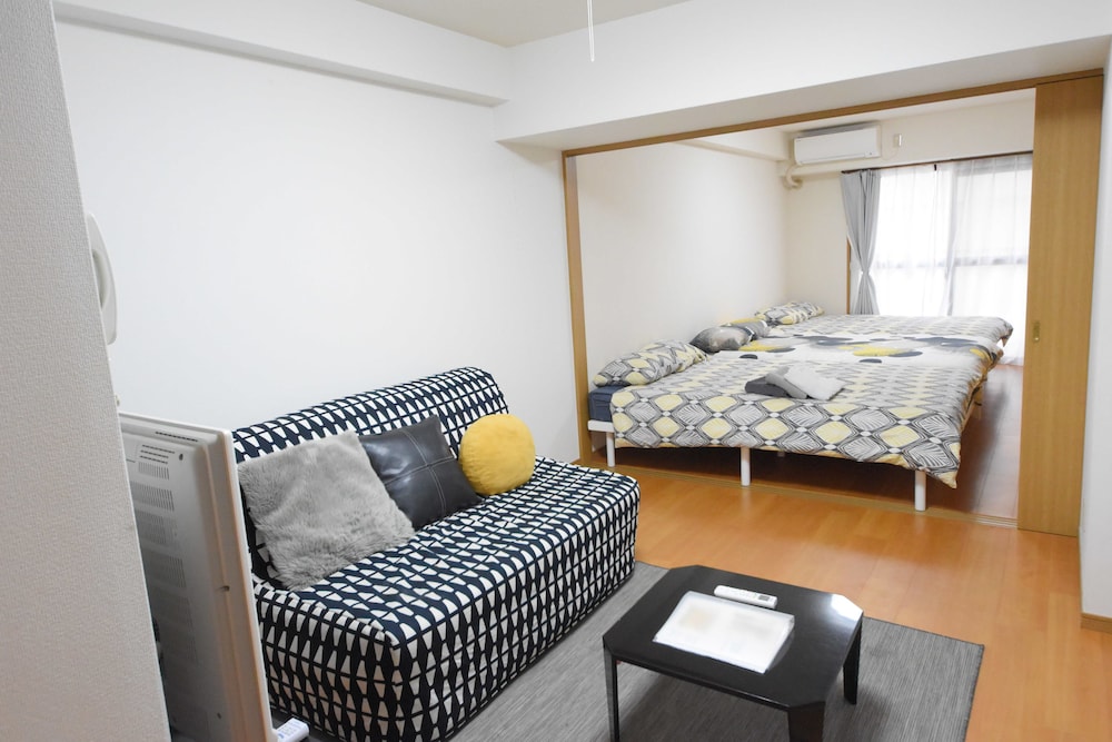 HEART OF SHINSAIBASHI APARTMENT 大阪