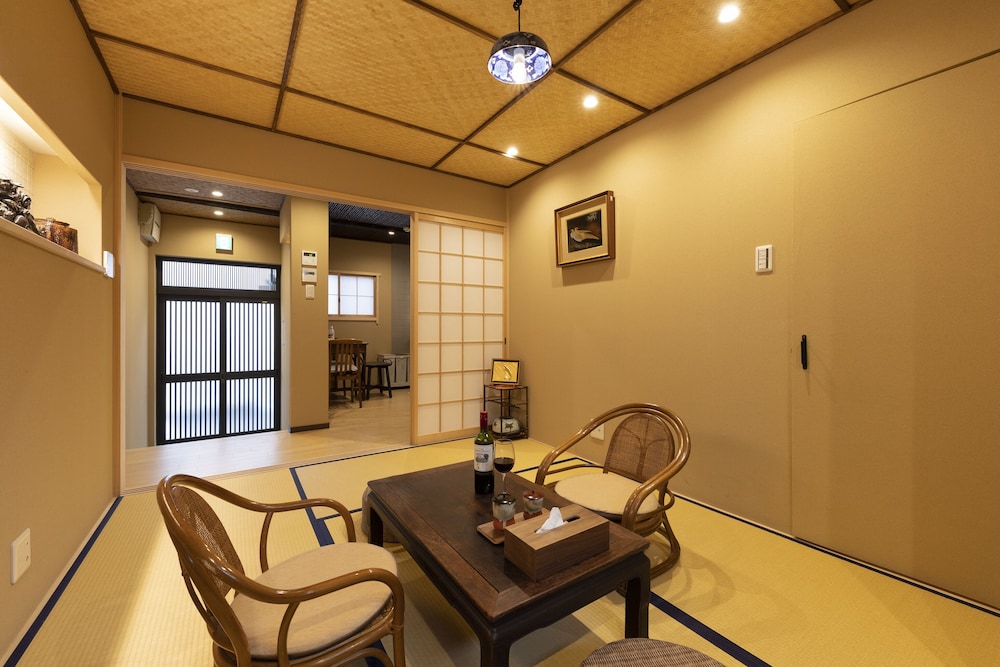 白樺の宿 内久宝寺 大阪