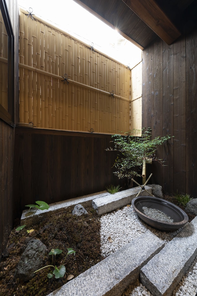 白樺の宿 内久宝寺 大阪