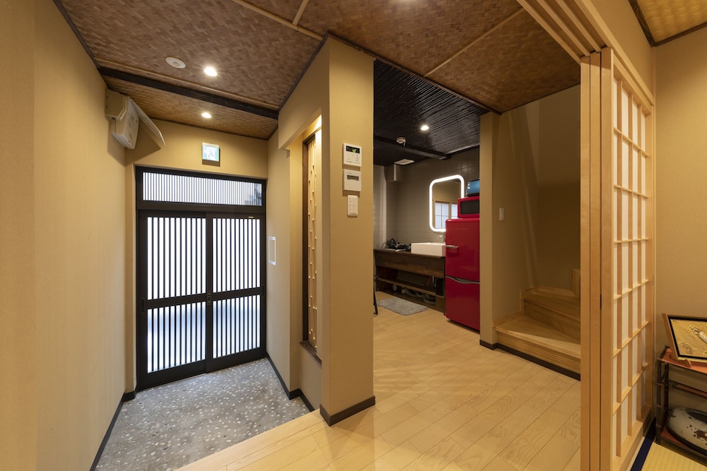 白樺の宿 内久宝寺 大阪