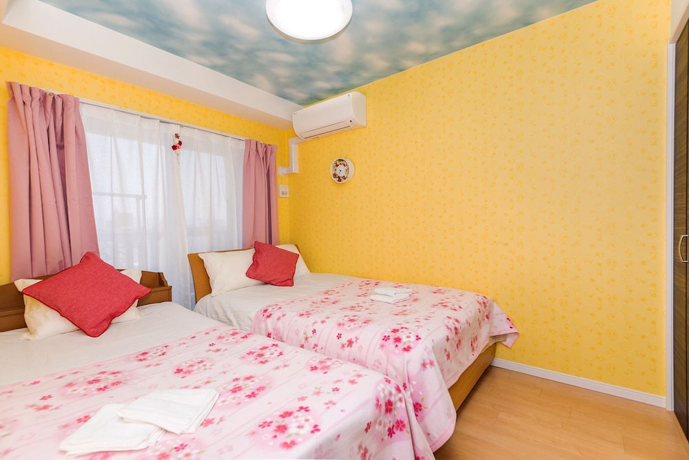 SUNNY AND COMFORTABLE APARTMENT 73 大阪