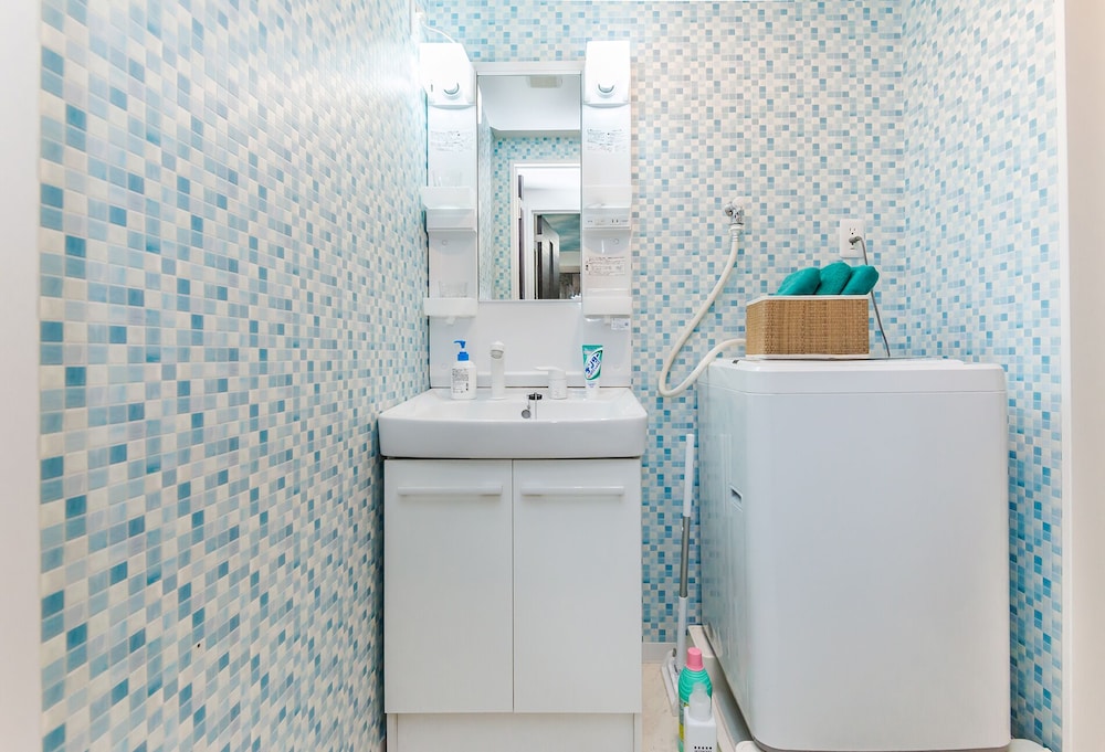 SUNNY AND COMFORTABLE APARTMENT 73 大阪