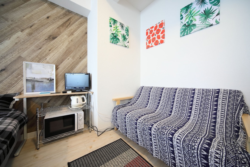 WORLD INN NANIWA 大阪