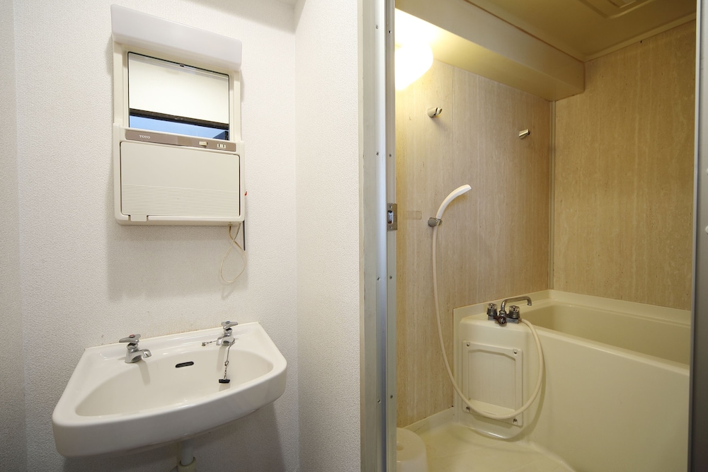 WORLD INN NANIWA 大阪