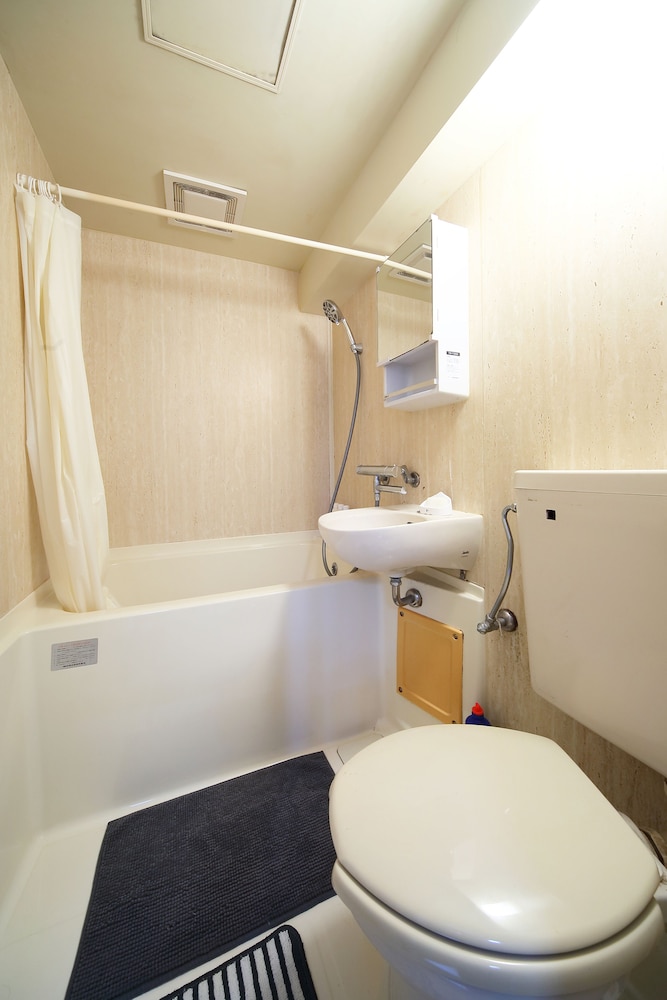 WORLD INN NANIWA 大阪
