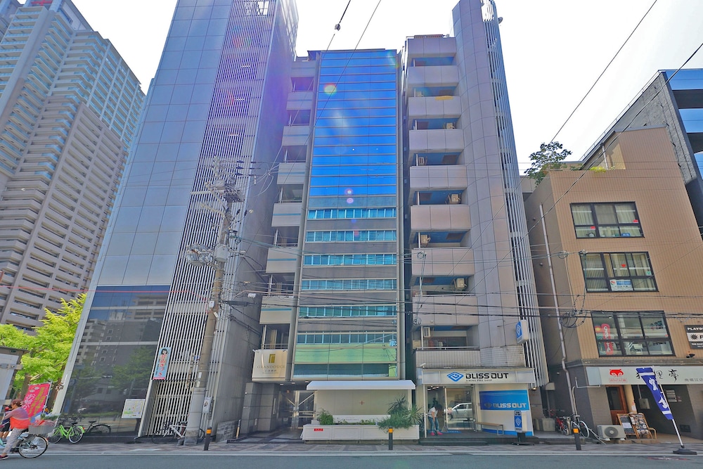 グランドゥース 心斎橋西 大阪