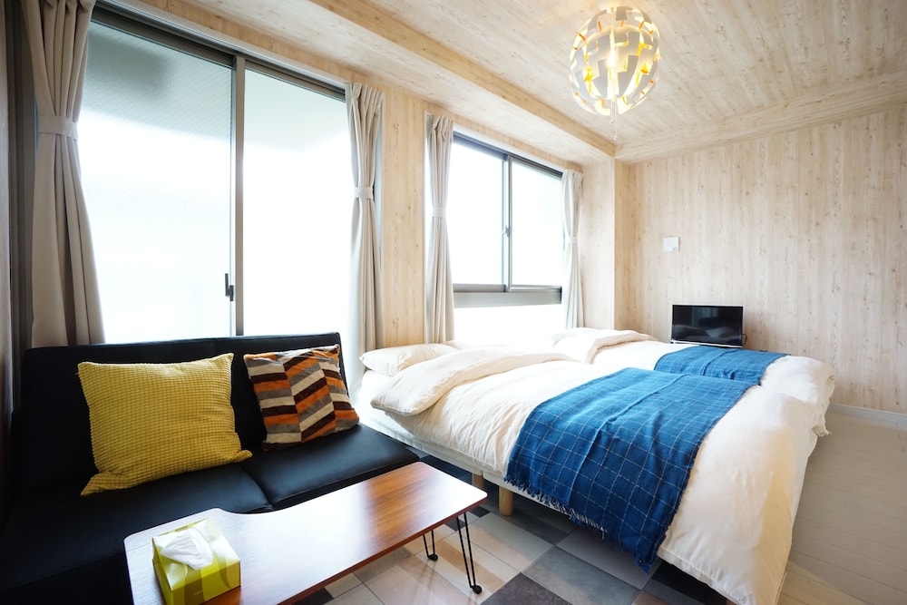 TERRY'S APARTMENT NAMBA SOUTH VI AD03A 大阪